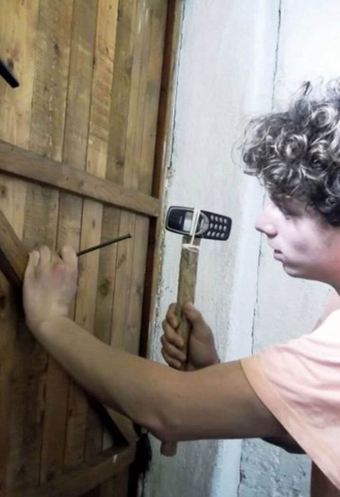 Amikor beindul a mémgyár a Nokia 3310-ről – vicces képek gyűjteménye 9 nokia 3310 mém 8